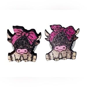 🆕 wooden highlander cow stud earrings - pink bow